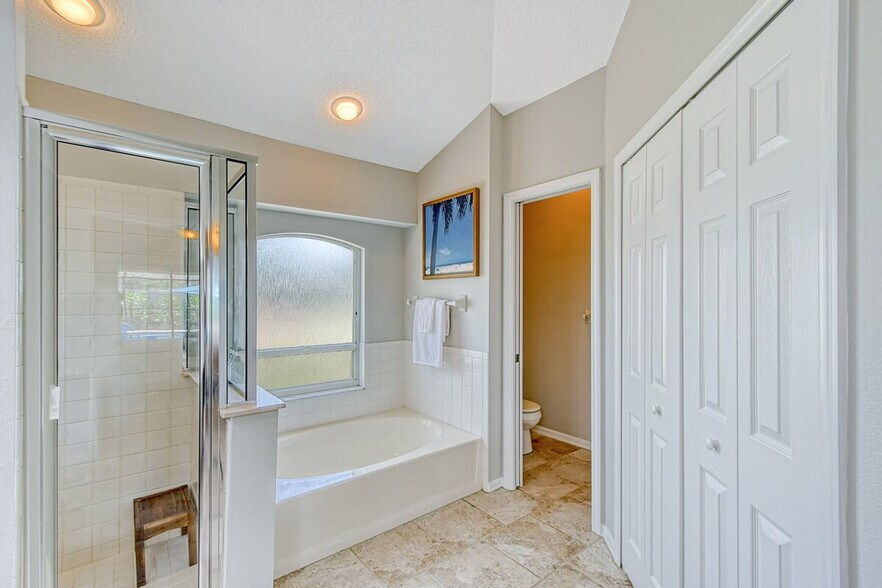 Building Photo - 7212 Hagen Ln
