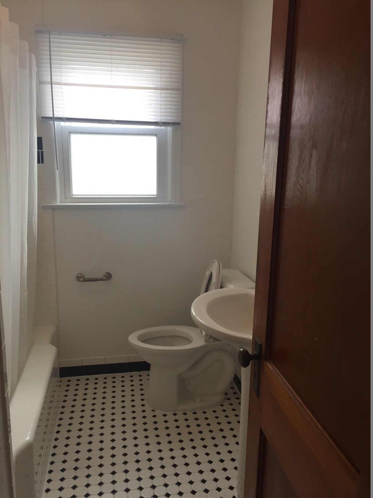 Building Photo - 3100 14th St