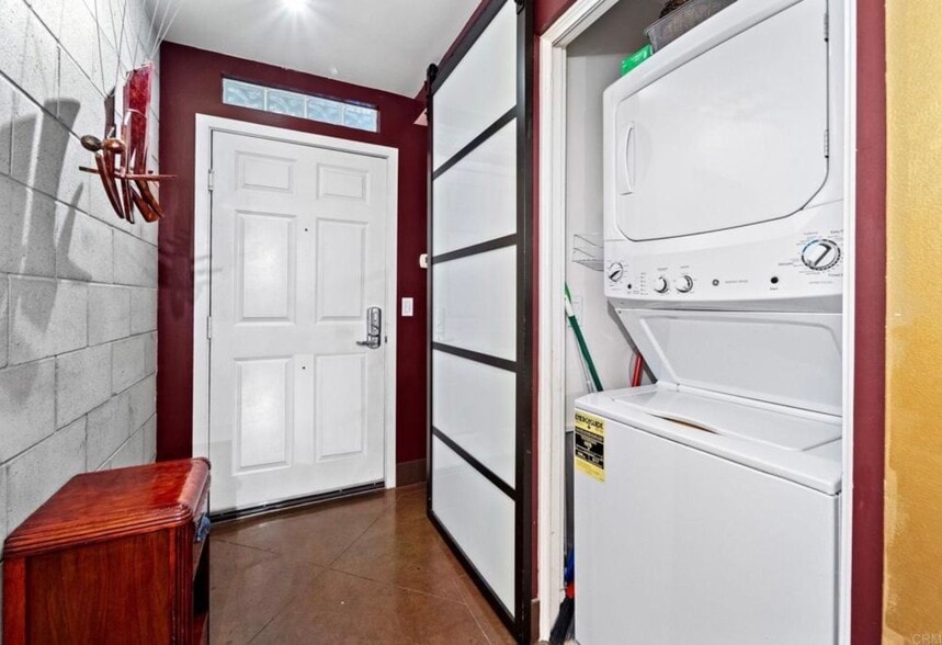 Building Photo - 1225 Island Ave