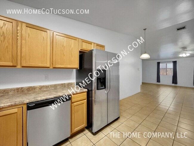 Building Photo - 428 E Geronimo Bluff Loop