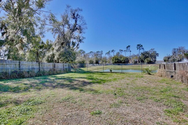 Building Photo - Scenic 2 bedrooms, 1 Bath Retreat in Apopka– Move-In Ready Rental