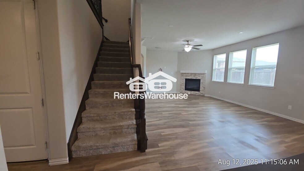 Building Photo - 2019 Tawakoni Dr