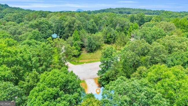 Building Photo - 417 Hickory Ridge Dr