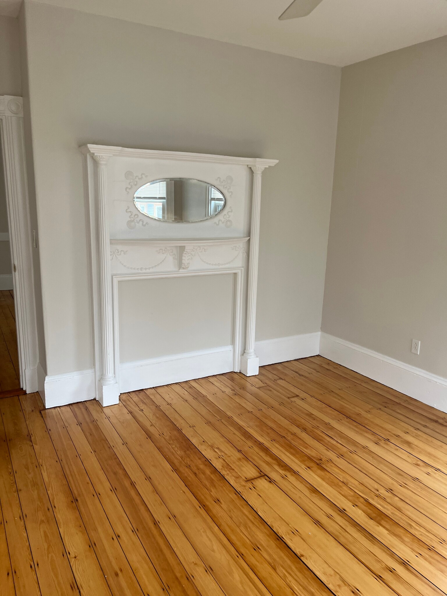 Building Photo - 69 Calumet St