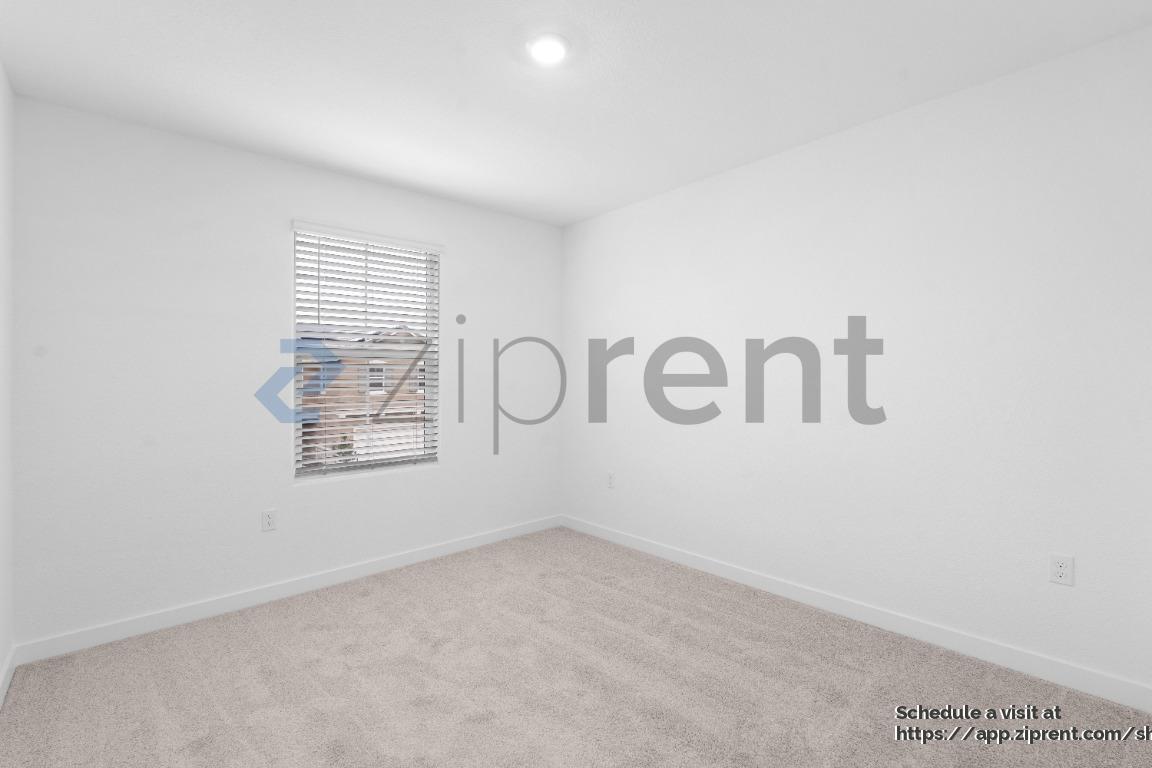 Building Photo - 8495 Anker Wy