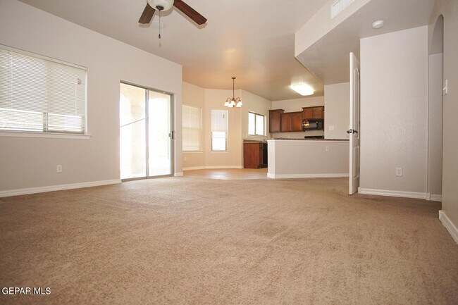 Building Photo - 14373 Coyote Trail Dr