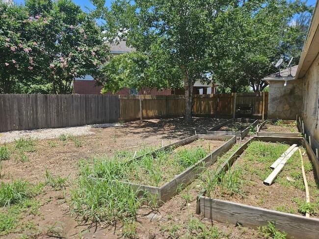 Building Photo - 17833 Floribundas Ln