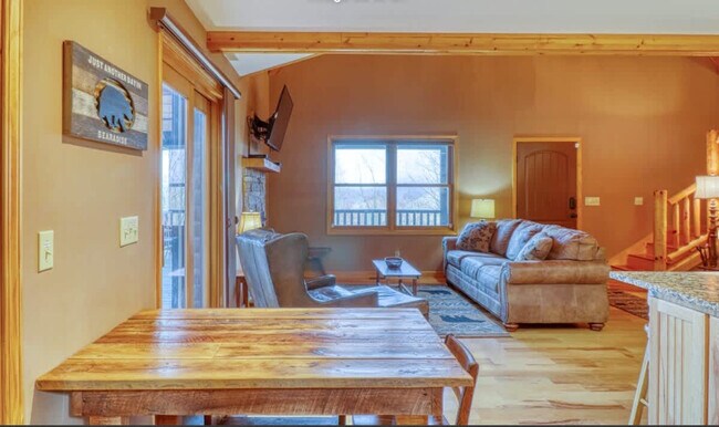 Building Photo - 277 Echo Ridge Rd