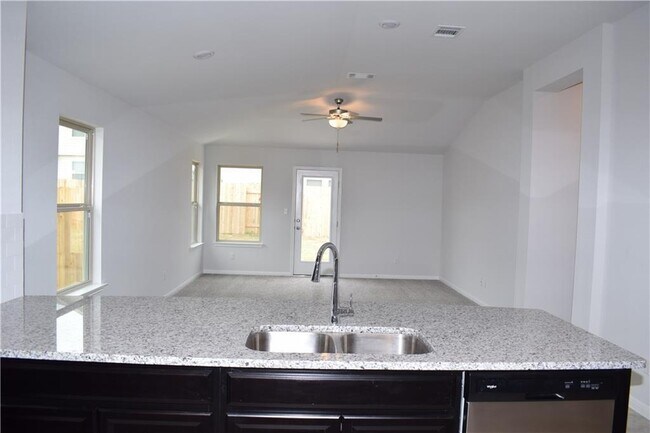 Building Photo - 1689 Woodlands Dr