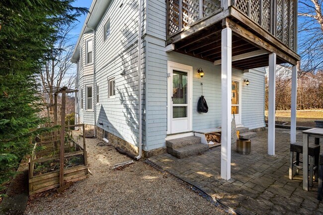 Building Photo - 25 Brayton Rd