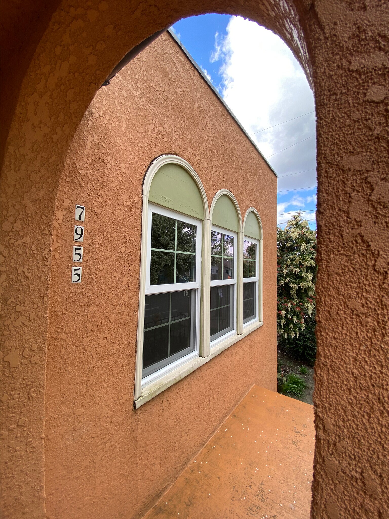 Front windows - 7955 SE Milwaukie Ave