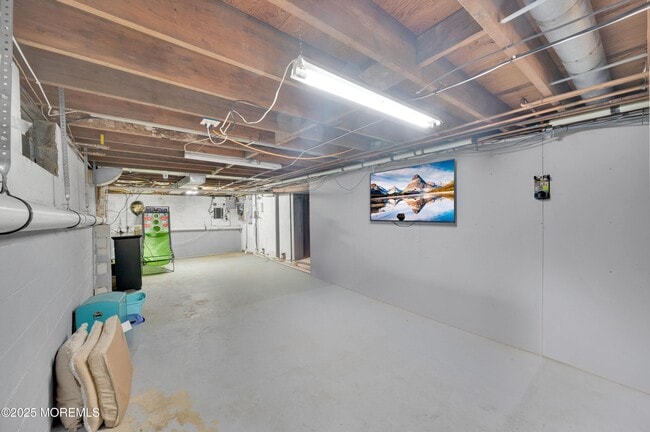 Building Photo - 1424 Shafto Rd