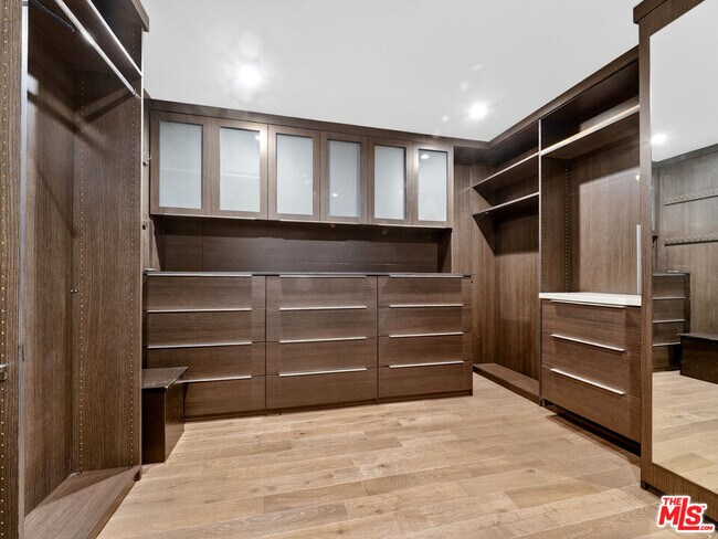 Building Photo - 770 Paseo Miramar