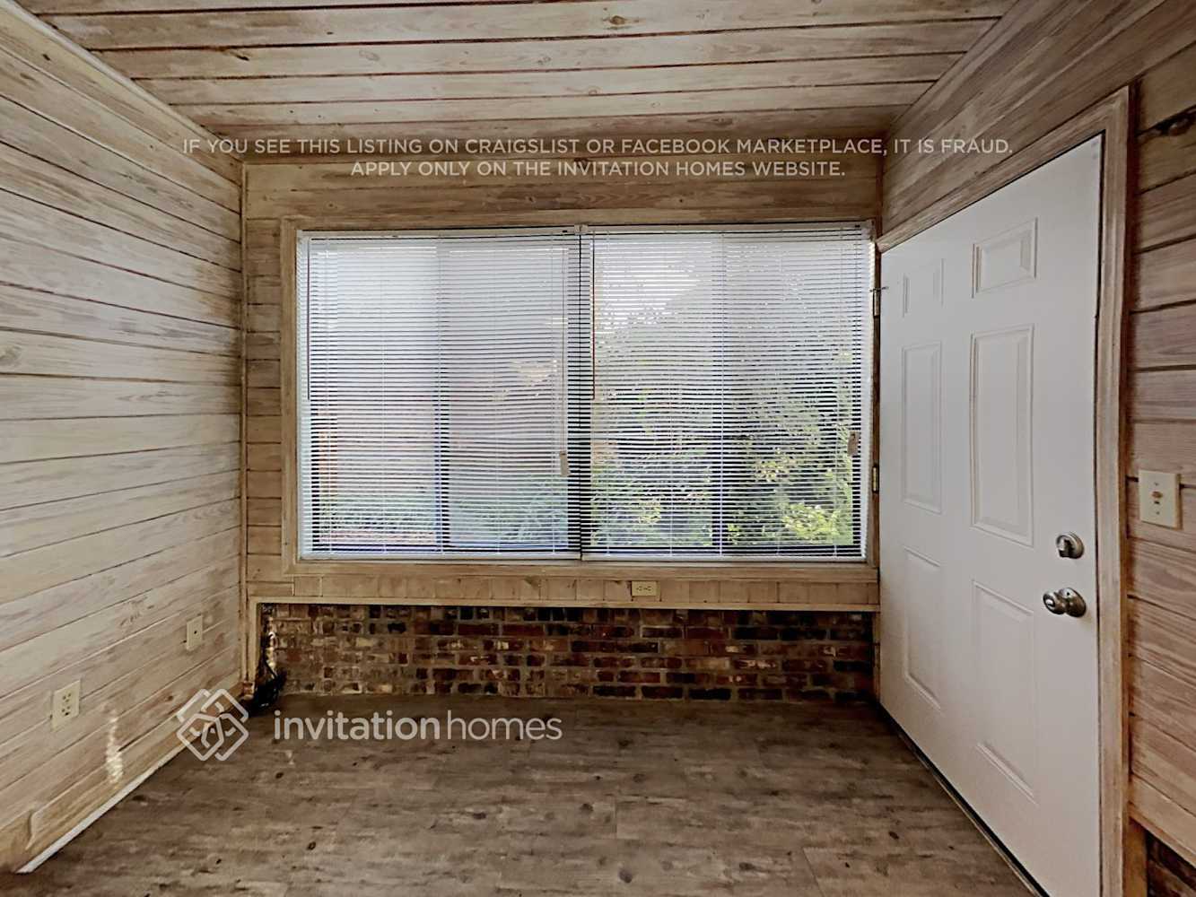 Building Photo - 908 Silver Leaf Pl