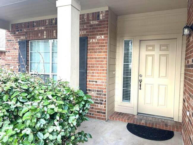 Building Photo - 25207 Diamond Ranch Dr