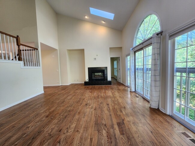 Building Photo - 3220 Indian Creek Dr