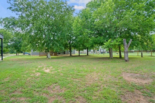 Building Photo - 130 Koele Ct