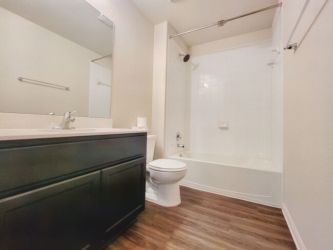 Building Photo - 1308 Fairhaven Gtwy