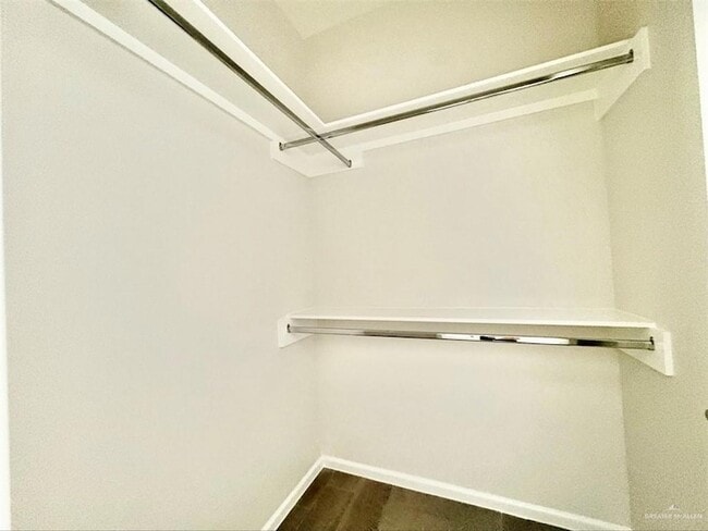 Building Photo - 2813 W Harrison Ave