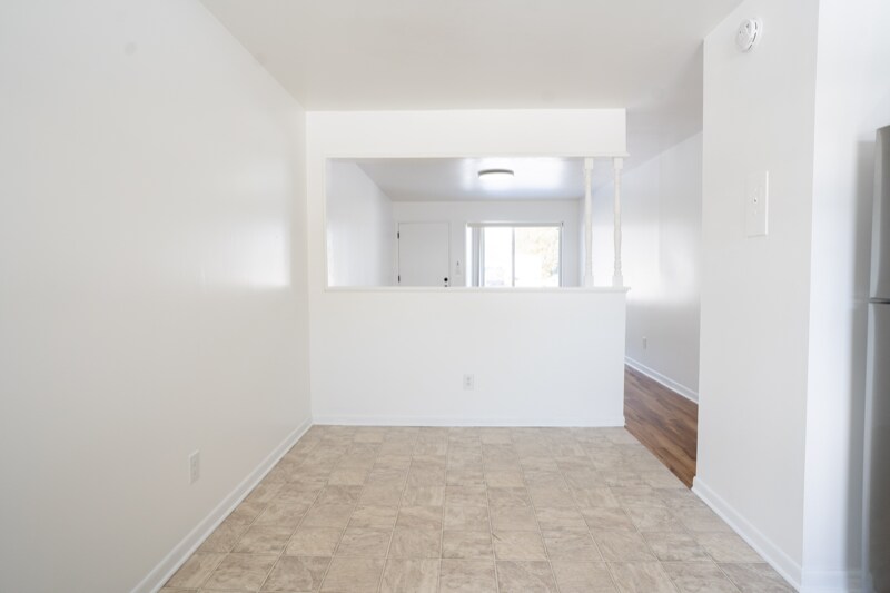 Building Photo - 903 Doro Ln