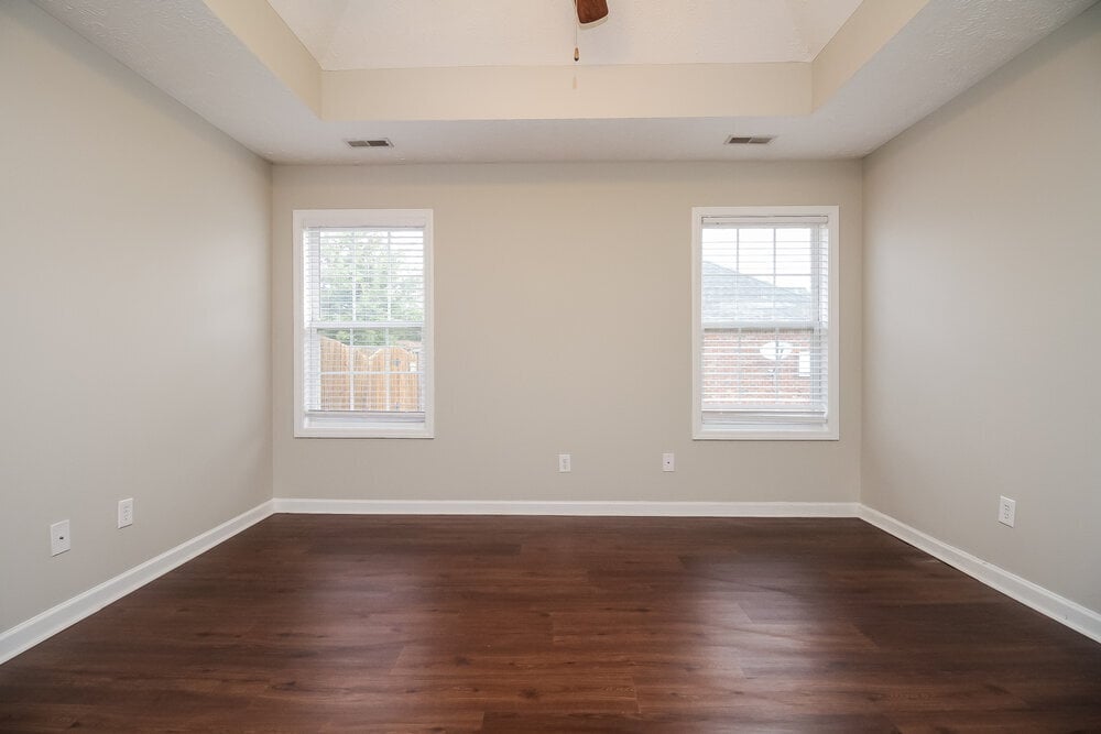 Building Photo - 3033 Mesquite Dr