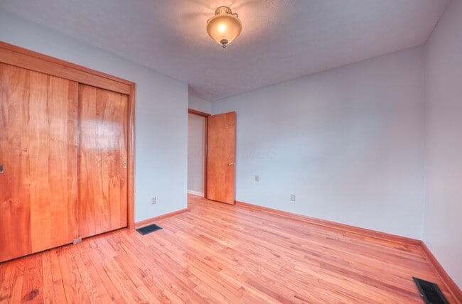 Building Photo - 3088 Ontario St