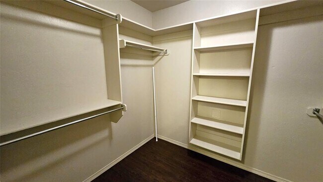 Building Photo - 2173 Buena Vida Ln