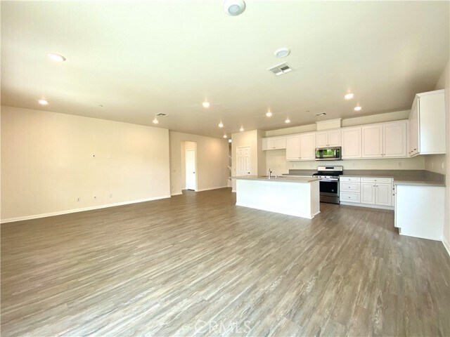 Building Photo - 4733 Rogers Way