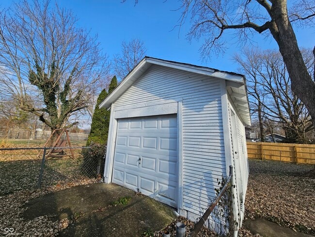 Building Photo - 1728 Noble St