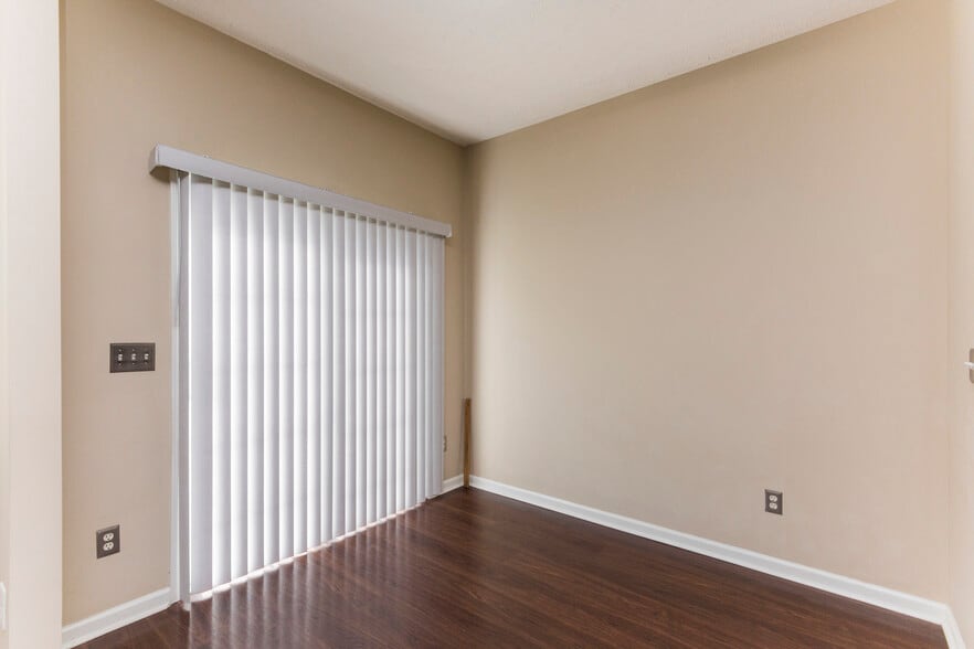 Back door to patio offers plenty of light - 8725 Ambonnay Dr