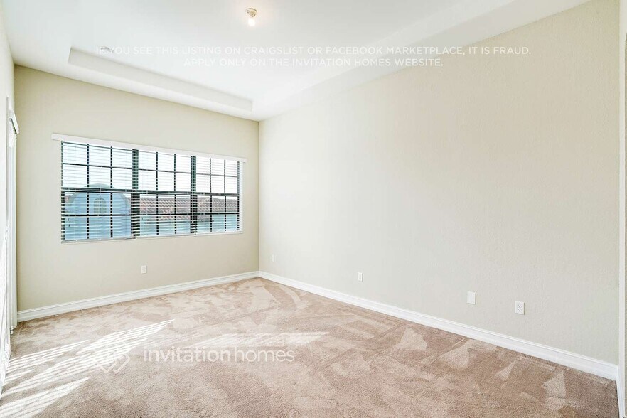 Building Photo - 11713 SW 13th Ct