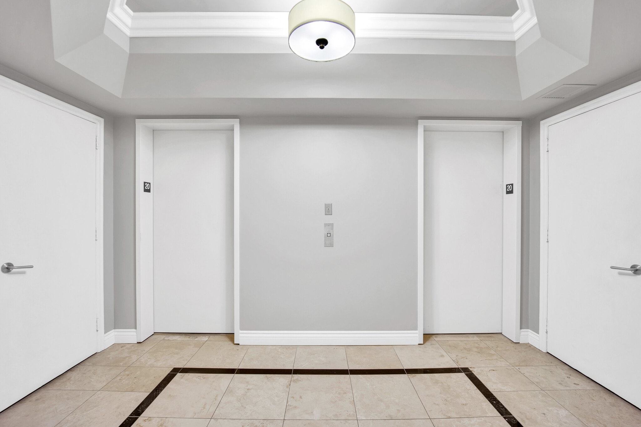 Building Photo - 2777 Paradise Rd