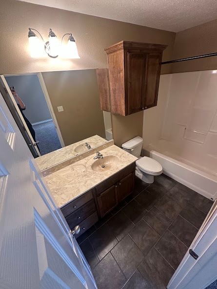 Building Photo - 4402 Sanderson Ln