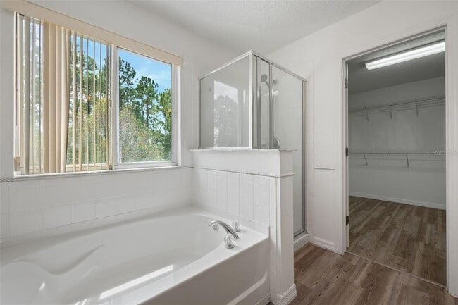 Building Photo - 2830 Paynes Prairie Cir