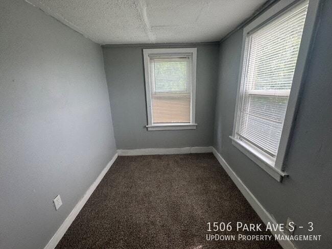 Building Photo - 1506 Park Ave