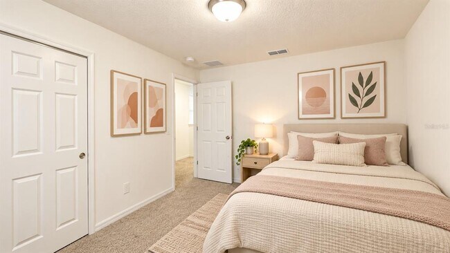 Building Photo - 5190 Minneola Ln