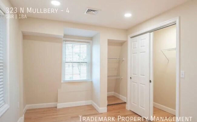 Building Photo - 323 N Mulberry St