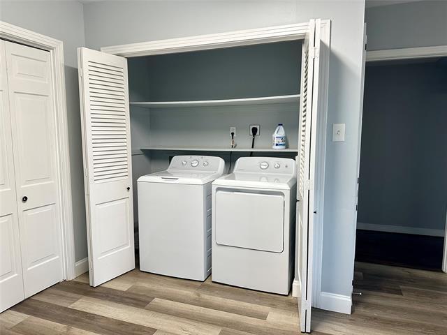 Building Photo - 211 Country Club Rd