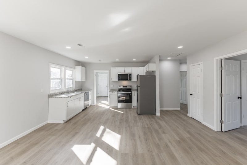 Building Photo - 1223 2nd St SW