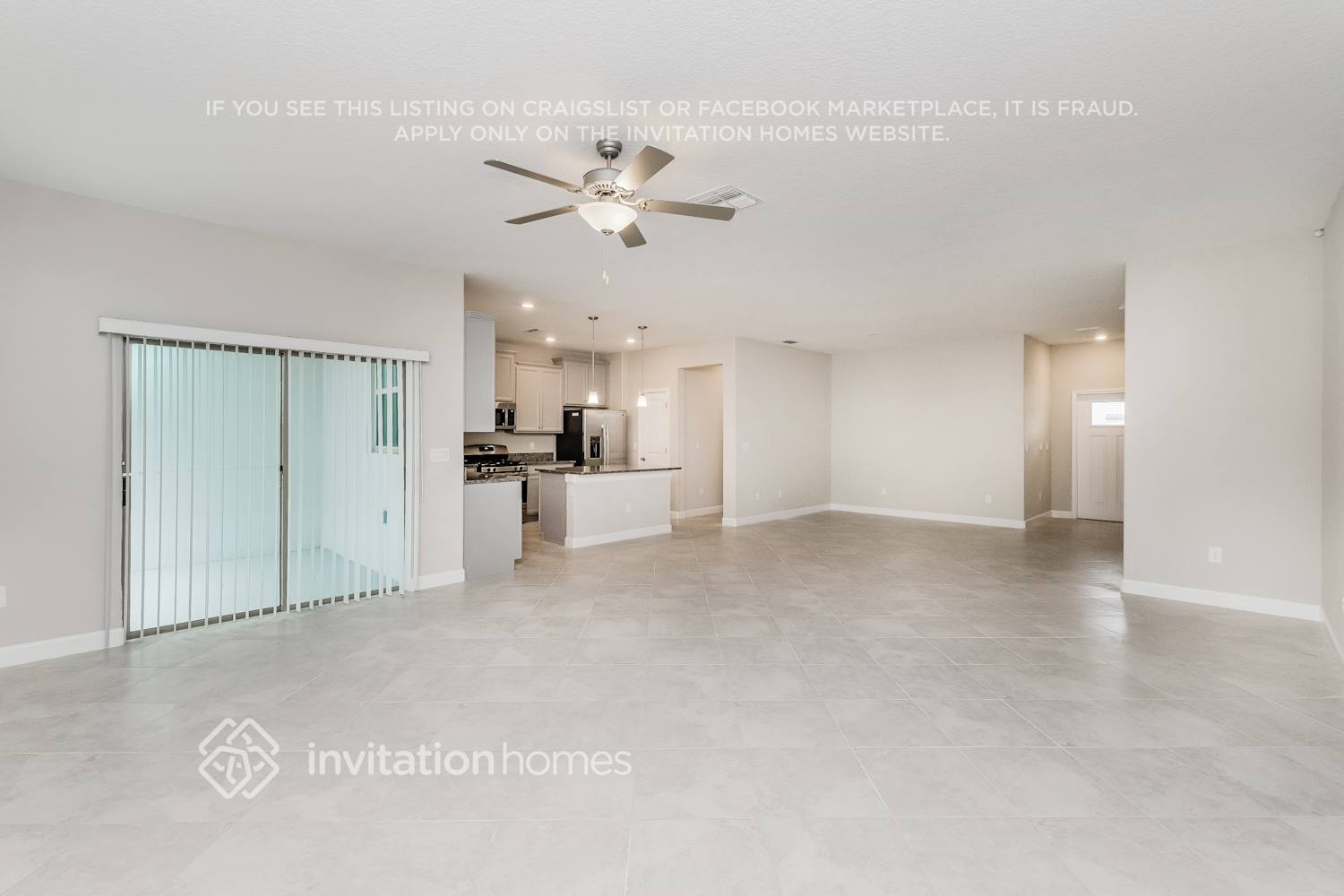 Building Photo - 2851 Coach Manors Way