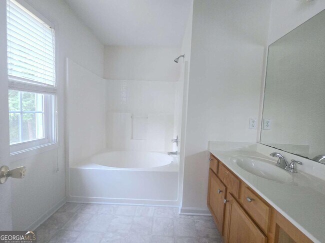Building Photo - 1318 Guilderoy Ln