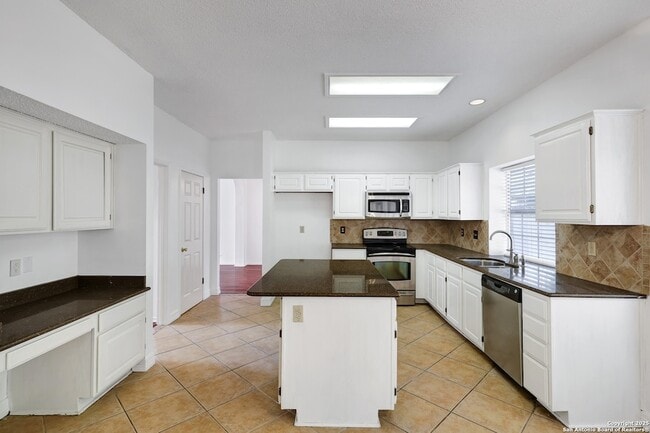 Building Photo - 14110 Soapberry Cove