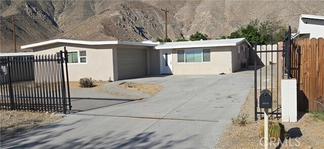 Building Photo - 21780 Snow View Dr