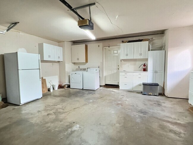 Building Photo - 3BD/2BA - Charming Home in Sunnyvale with Spacious Backyard