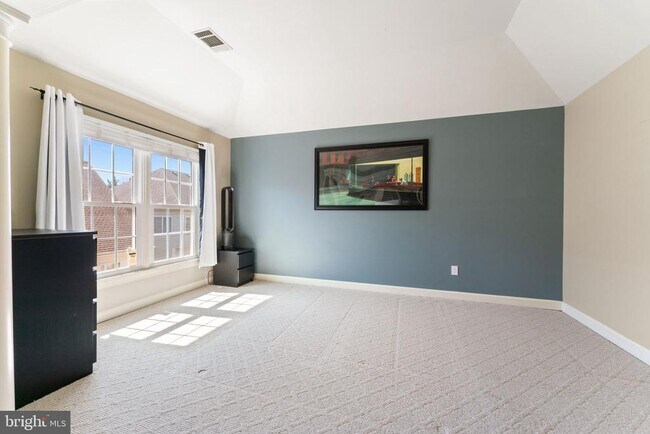 Building Photo - 2113 Arrowleaf Dr