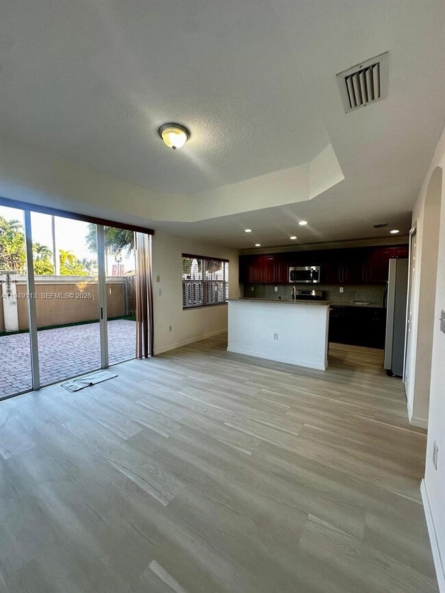 Building Photo - 15205 SW 30th Terrace