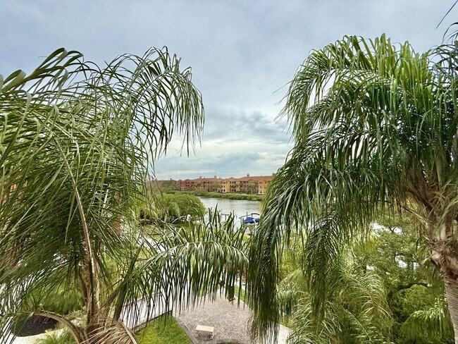 Building Photo - 2725 Via Cipriani