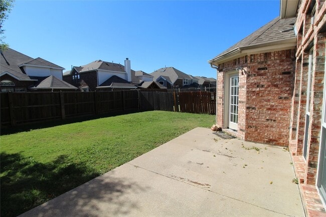 Building Photo - 15195 Shellwood Ln