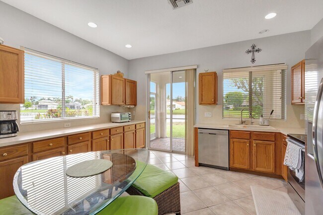 Building Photo - 4095 Sea Mist Way
