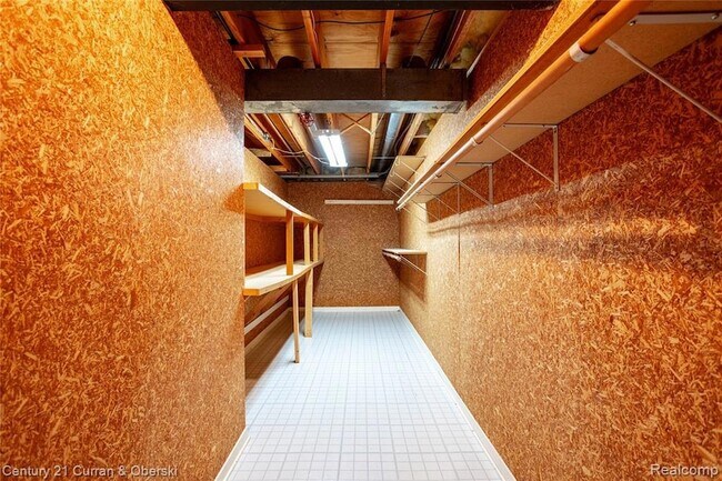 Building Photo - 9429 Westwind Dr